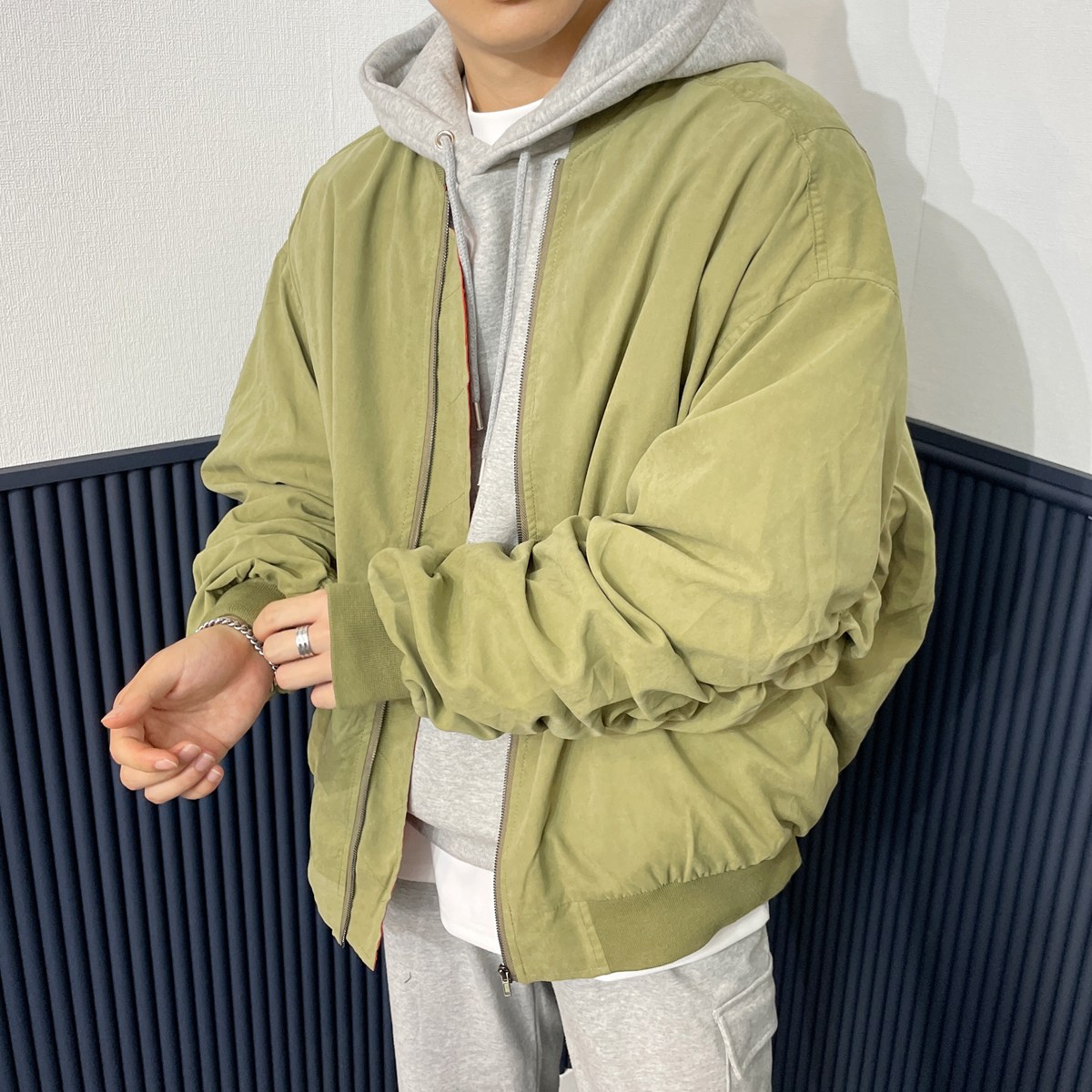 베럴댄나우 남자 오버핏 소매셔링 항공점퍼 블루종 자켓